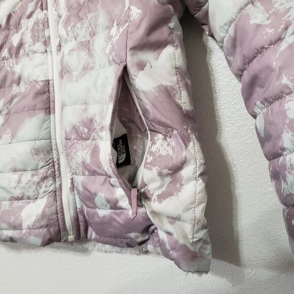 The North Face Reversible Jacket - Picture 7 of 13